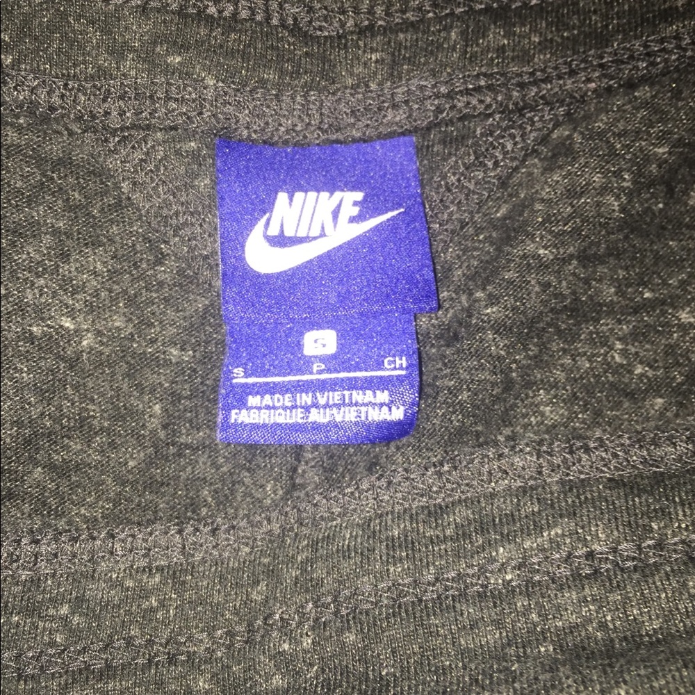 cute capris that make you’re butt POP!